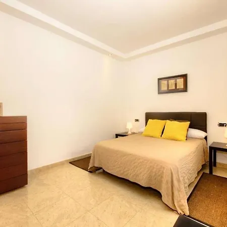 Puerto Del Carmen Sleeps 4 Pool Wifi Puerto del Carmen (Lanzarote)
