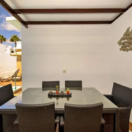 Vila Puerto Del Carmen Sleeps 4 Pool Wifi Puerto del Carmen (Lanzarote)